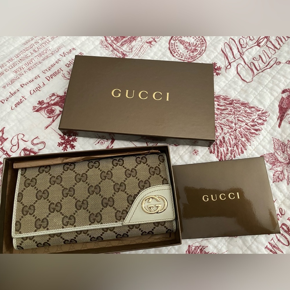 Gucci Wallet